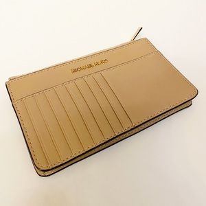 Michael Kors Jet Set Travel Wallet/Wristlet